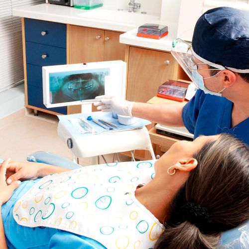 Rafael González Odontólogos Rafael González Odontólogos